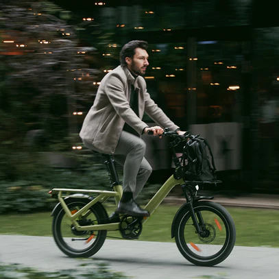 ADO Air One Pro Electric bicycle with child seat 1